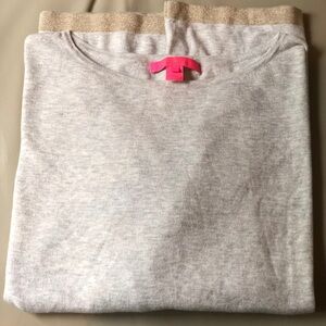 Lily Pulitzer lightweight sweater. Like new condition. Gray, XL